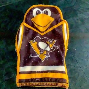 Pittsburgh Penguins Wash Mitt